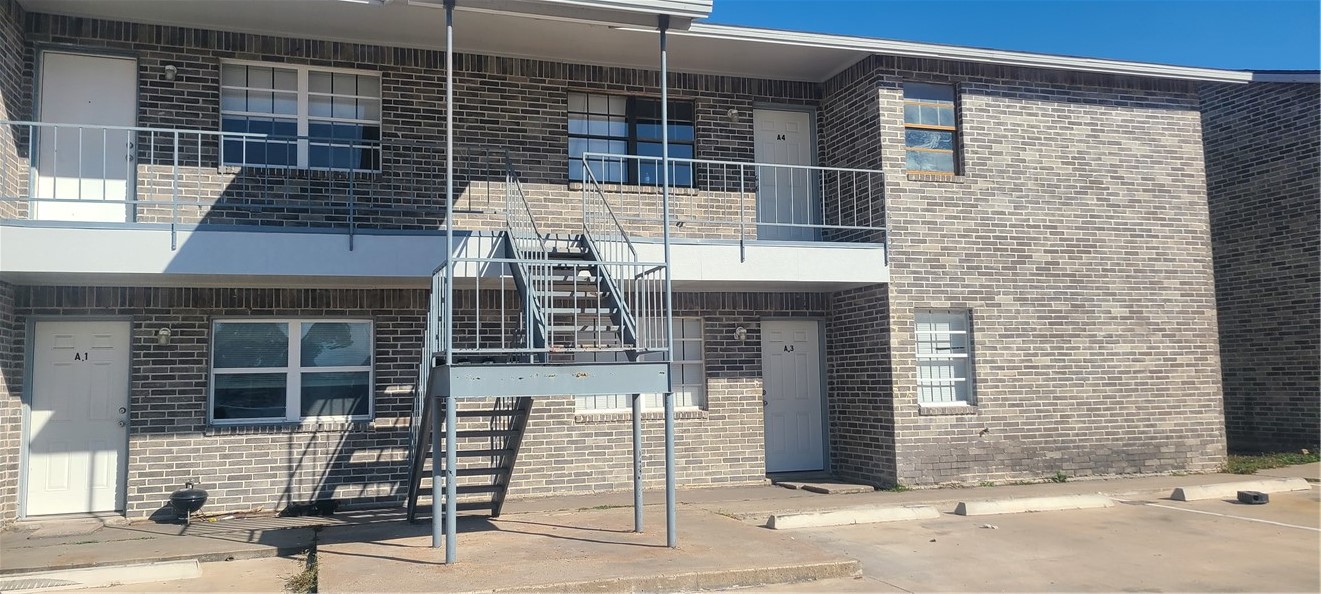 Property main image